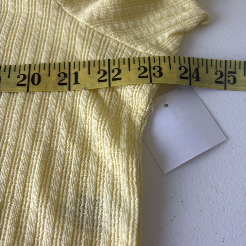 Yellow Short Sleeve Size 3X Crop Top Cotton Ruffle Edge Snap Closure Scoop Neck - Picture 8 of 9